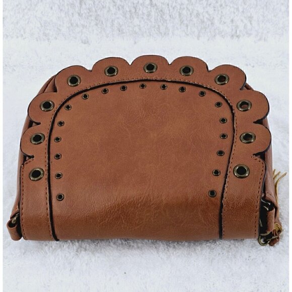 Madden Girls Camel Brown Faux Leather Scalloped Saddle Bag Crossbody Tassel - Picture 13 of 16
